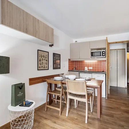 Daire : Moderne 4 Pers Avec Parking Et Vue Sur Pistes - Fr-1-640-66