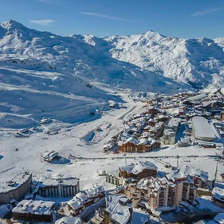 Апартаменты : Moderne 4 Pers Avec Parking Et Vue Sur Pistes - Fr-1-640-66 *